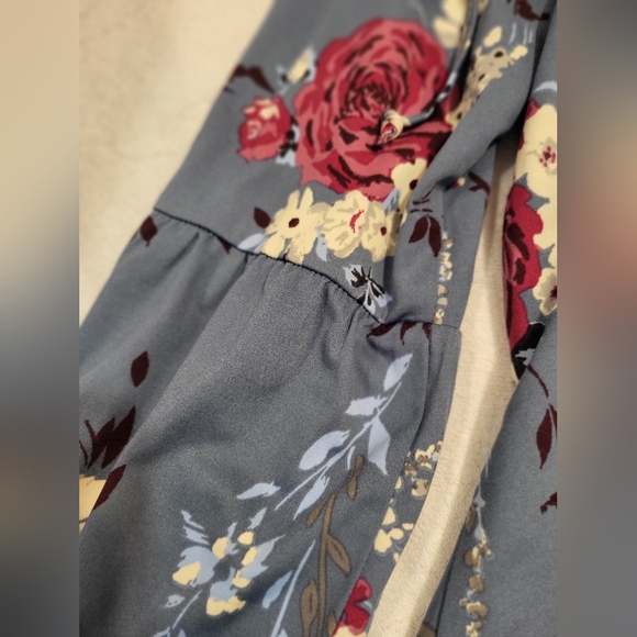 Size Medium Clothing Lot - Picture 9 of 16